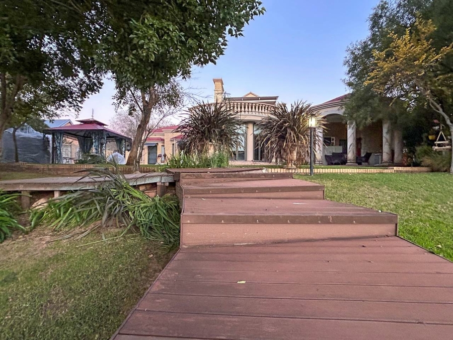 4 Bedroom Property for Sale in Vaal de Grace Nature Estate Free State